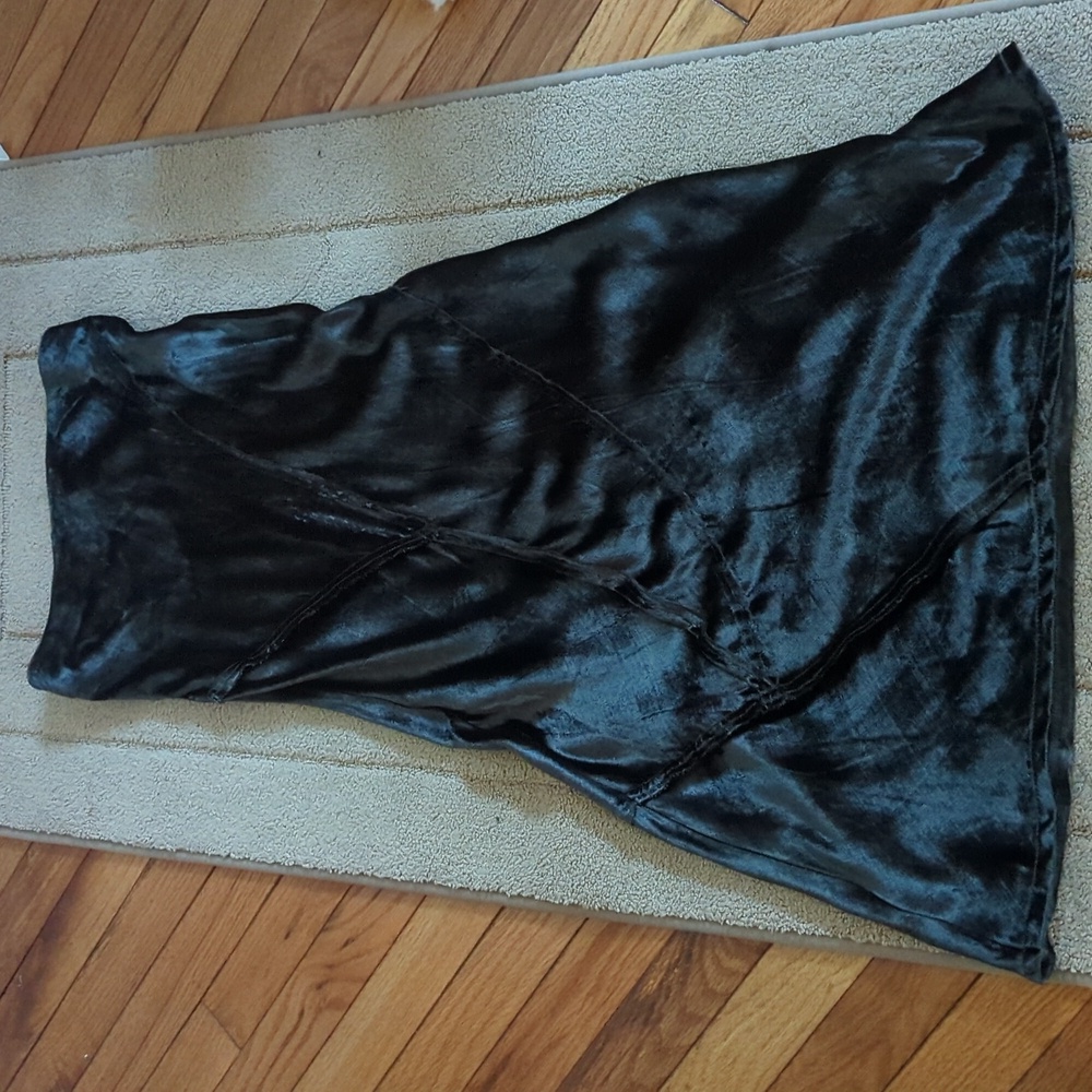 FREE PEOPLE Solid Serious Swagger Velvet Skirt XS Green